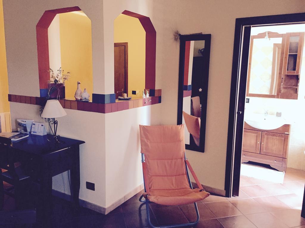 Villa Della Mimosa Alia Ruang foto