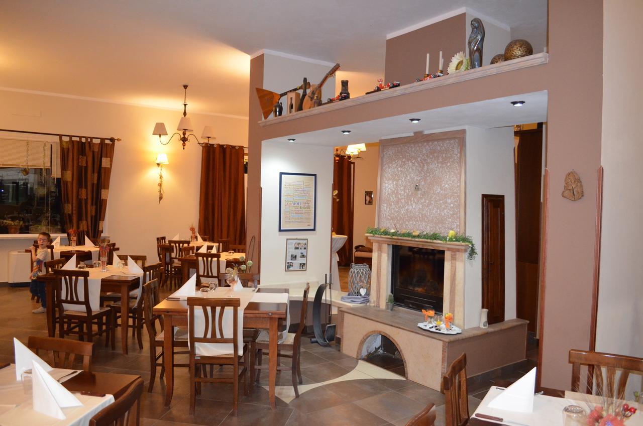 Villa Della Mimosa Alia Bagian luar foto